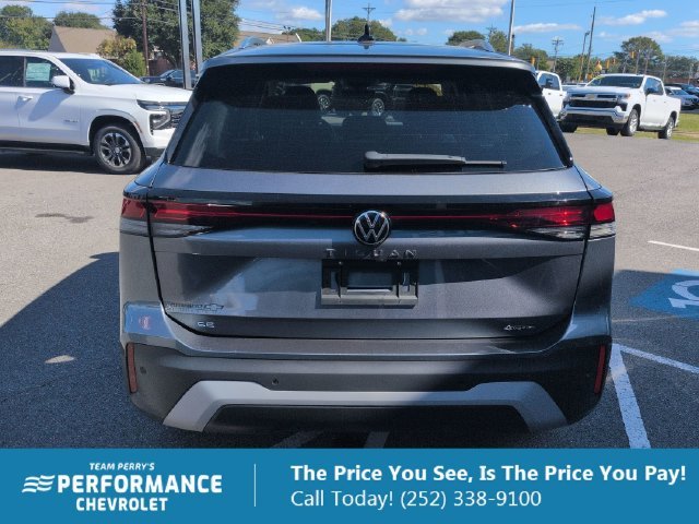 2025 Volkswagen Tiguan SE - Photo 21