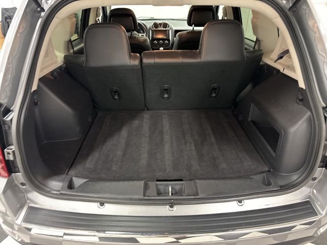 Used 2016 Silver Jeep Sport image 22