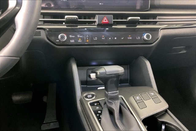 Used 2026 Gray Kia EX image 8
