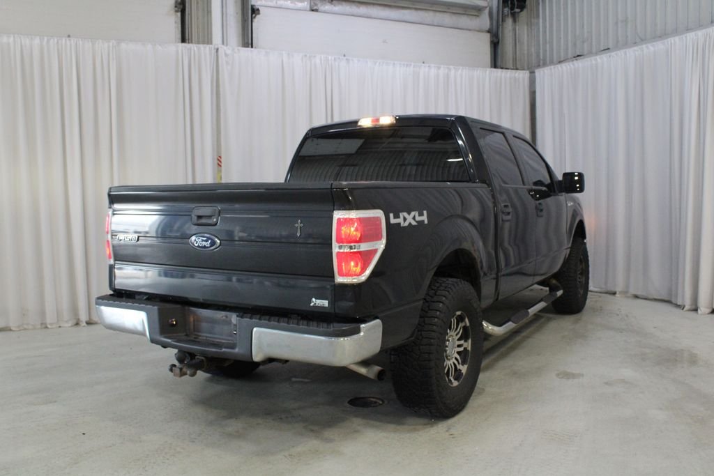 Used 2010 Black Ford XLT image 22