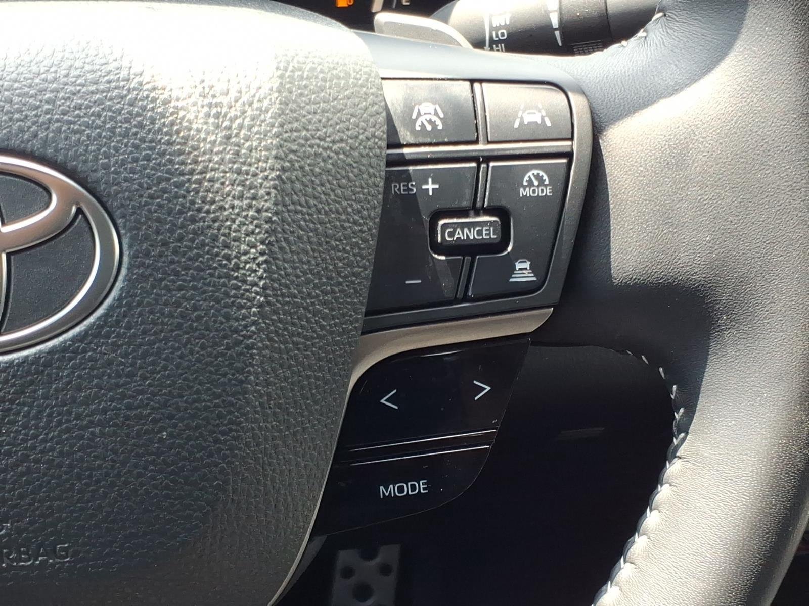 Used 2025 Ocean Gem Toyota SE image 27