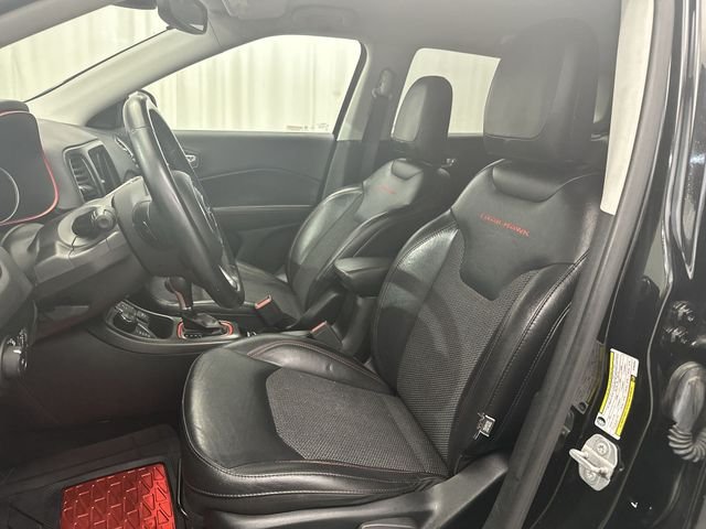 Used 2019 Black Jeep Trailhawk image 16