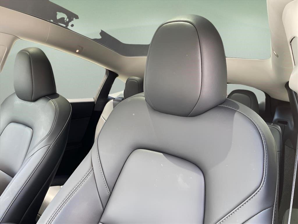 Used 2023  TESLA  image 21