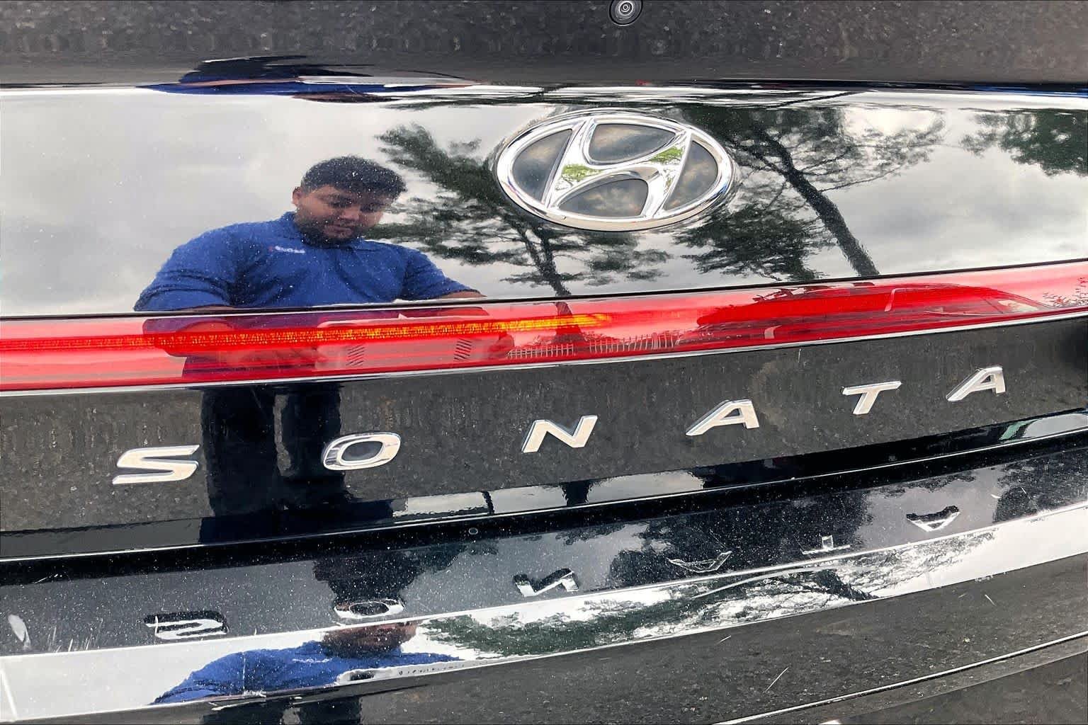 Used 2023 Onyx Black Hyundai SEL image 31