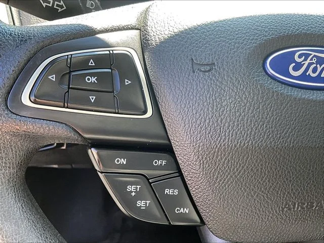 Used 2015 Red Ford SE image 23