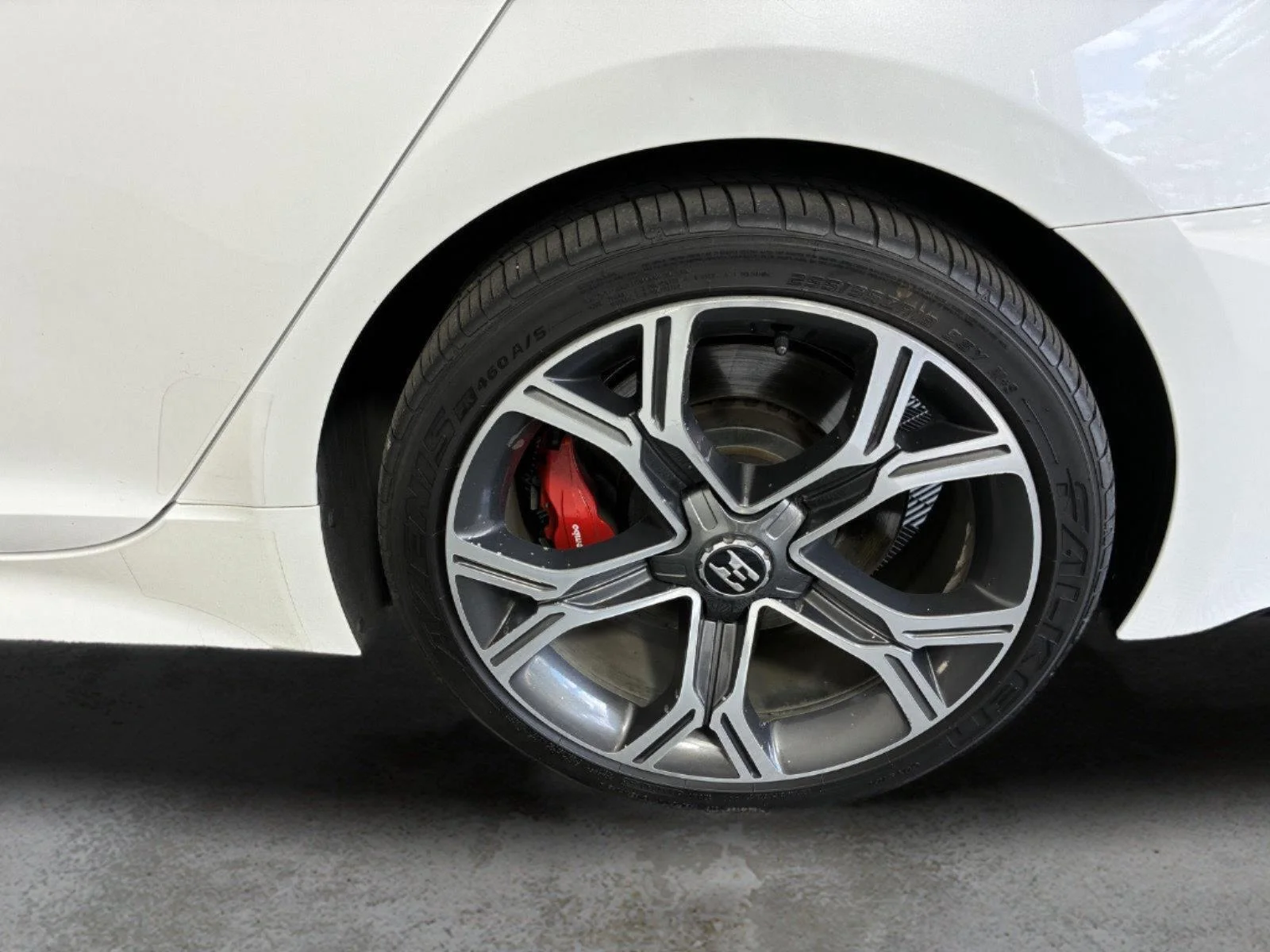 Used 2018 Snow White Pearl Kia GT2 image 15