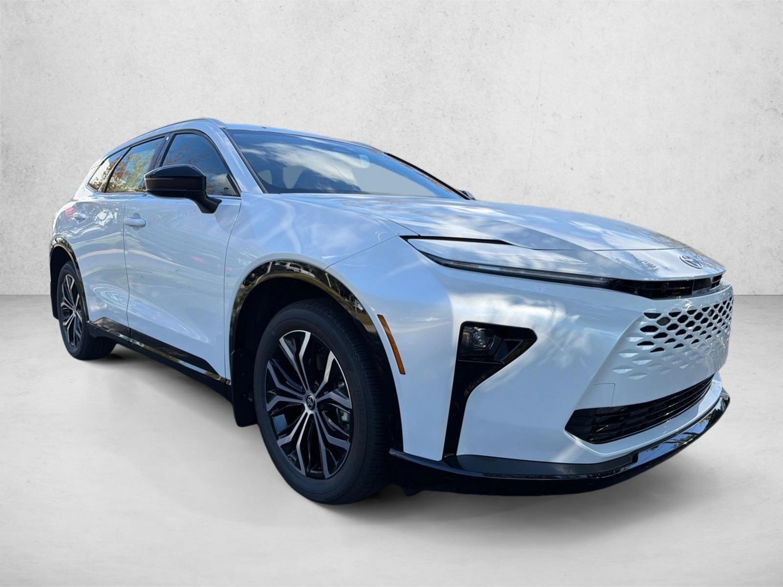 New 2026 Oxygen White Toyota XLE image 1