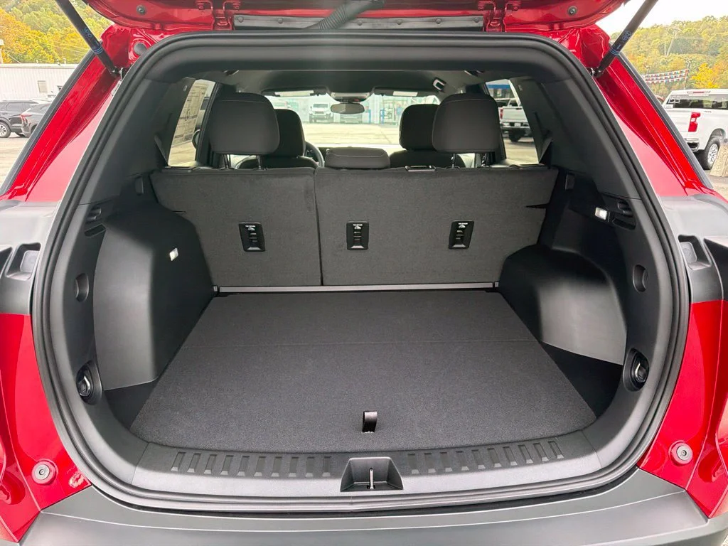 2027 Chevrolet Equinox LT - Photo 16