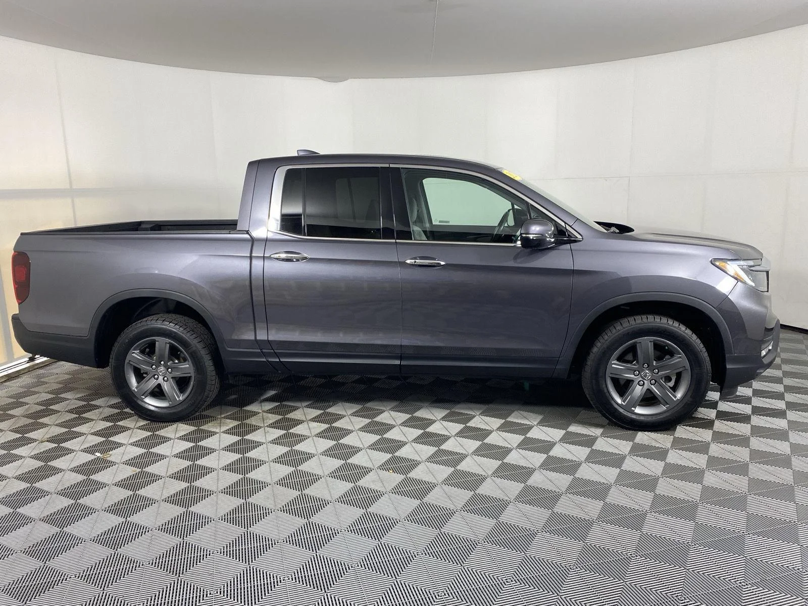Used 2023 Modern Steel Metallic Honda RTL-E image 8