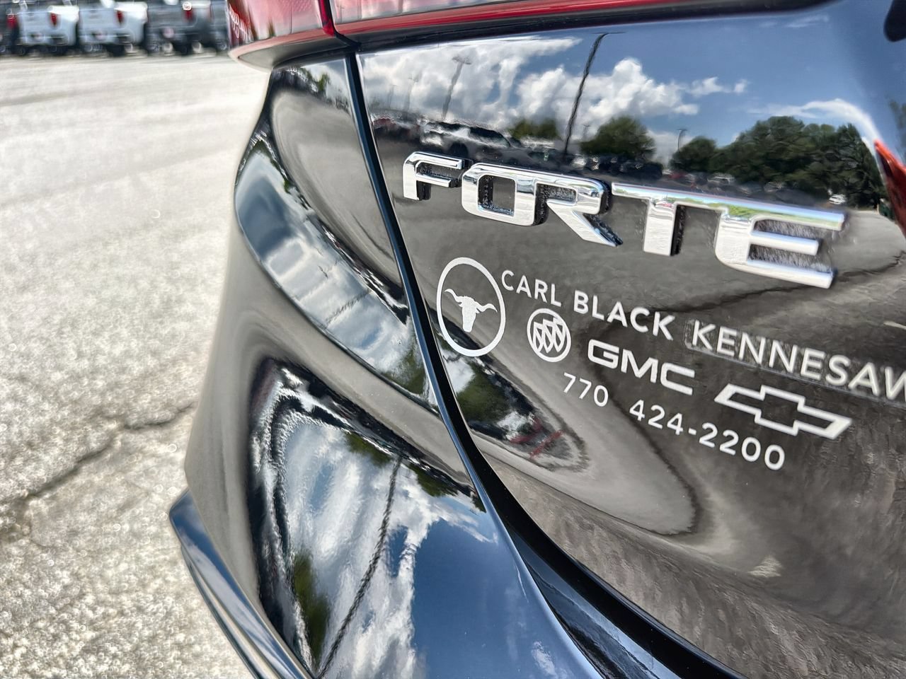 Used 2021 Black Kia LXS image 27