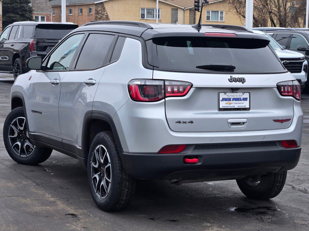 2025 Jeep Compass Trailhawk - Photo 15