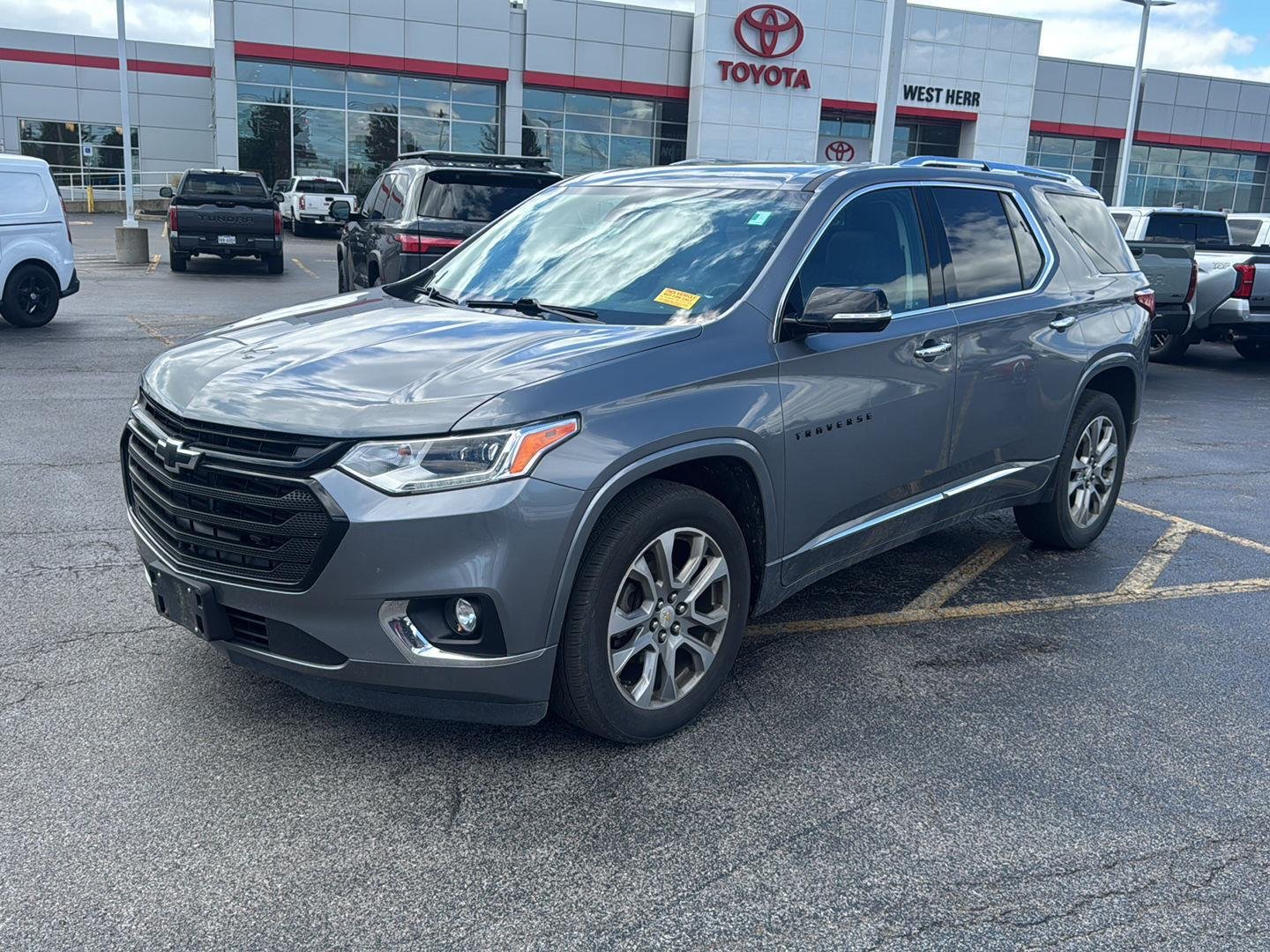 Used 2019 Satin Steel Metallic Chevrolet Premier image 3