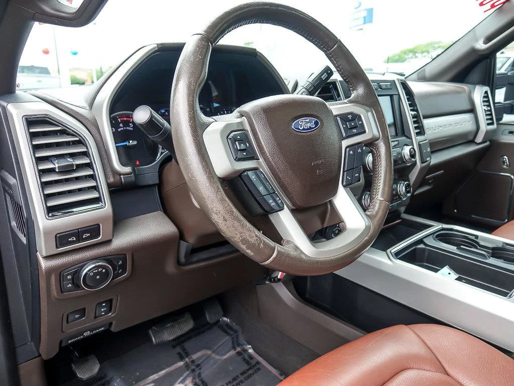 Used 2021 Antimatter Blue Metallic Ford King Ranch image 13