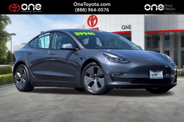2022 Tesla Model 3 Long Range Dual Motor All-Wheel Drive's photo