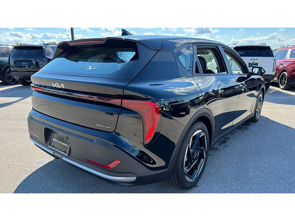 New 2026 Aurora Black Pearl Kia EX image 4