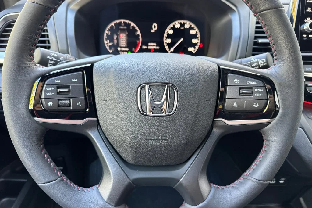 New 2027 Sonic Gray Pearl Honda Sport-L image 30