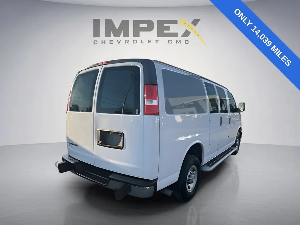 Used 2023 Summit White Chevrolet WT image 5