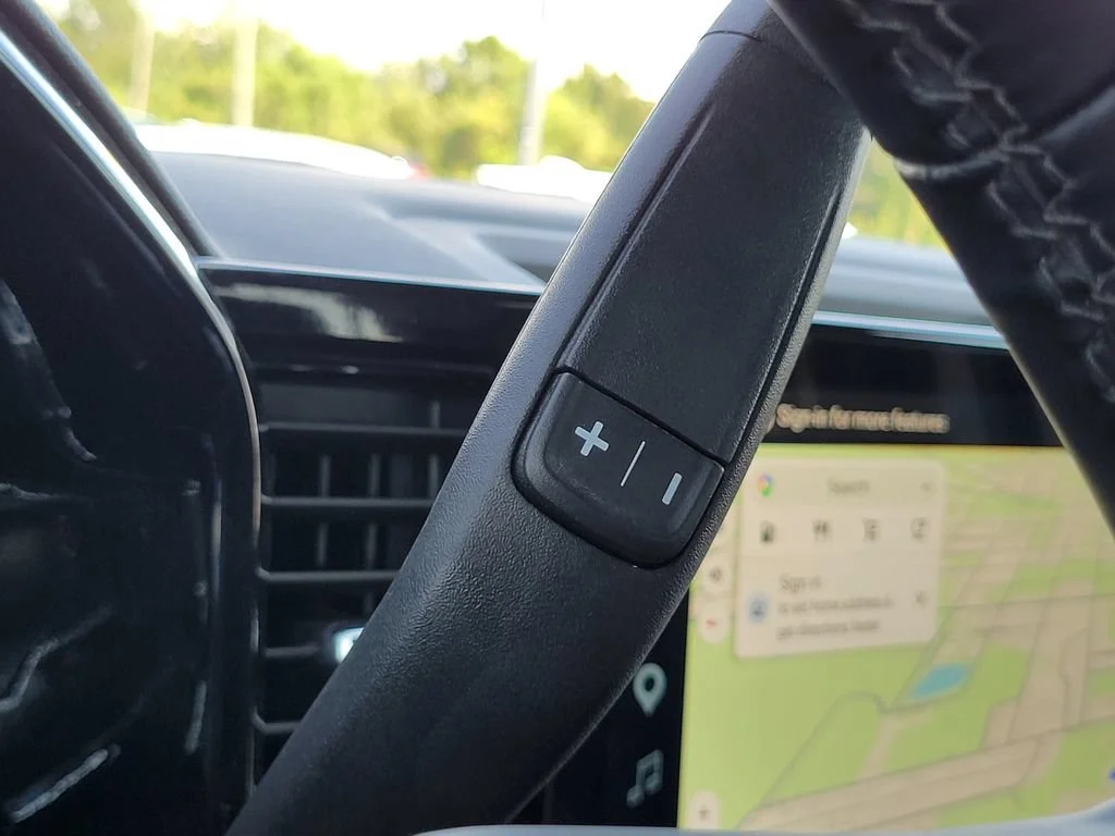 Used 2025 Black Chevrolet LT image 30
