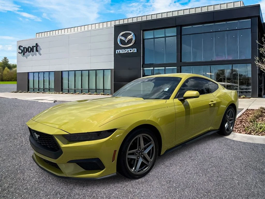 Used 2025 Yellow Ford EcoBoost image 7