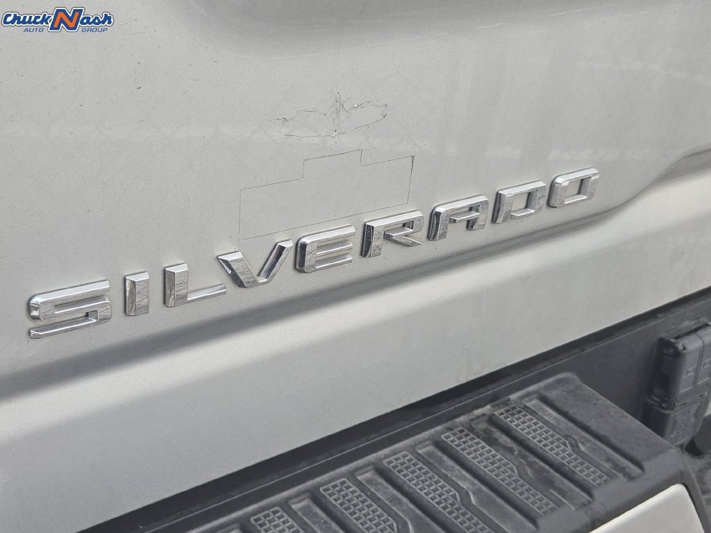 Used 2022 SILVER ICE METALLIC Chevrolet High Country image 7
