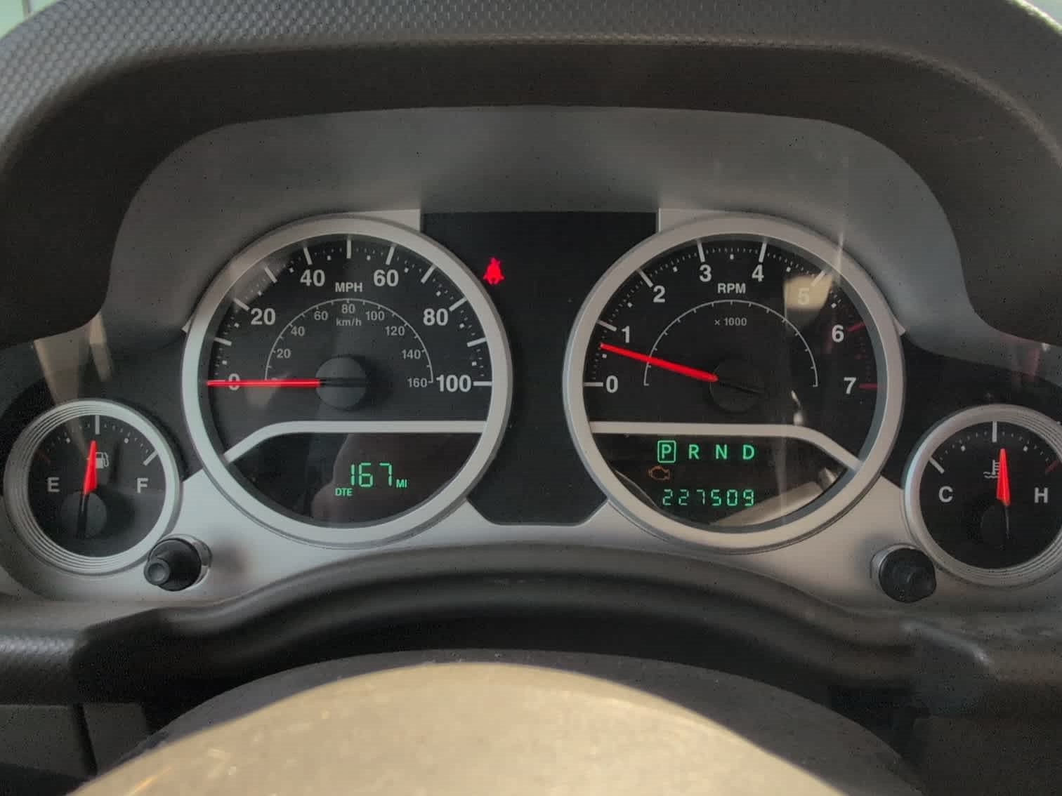 Used 2007 Red Rock Crystal Pearl Jeep Unlimited Sahara image 5