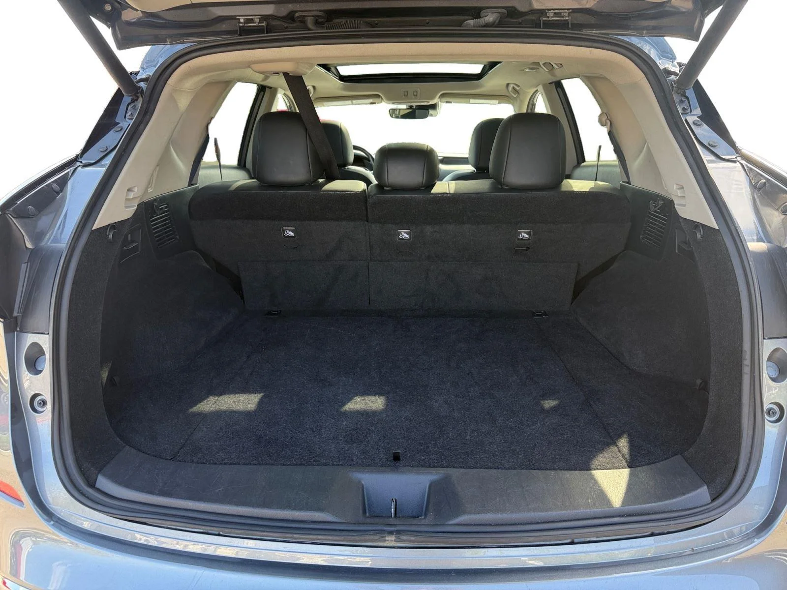 Used 2024 Super Black Nissan Platinum image 23