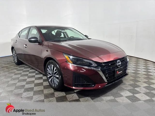 2024 Nissan Altima