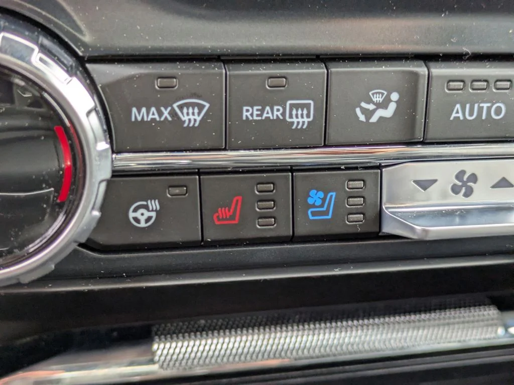 New 2026 Star White Metallic Tri-Coat Ford Platinum image 25