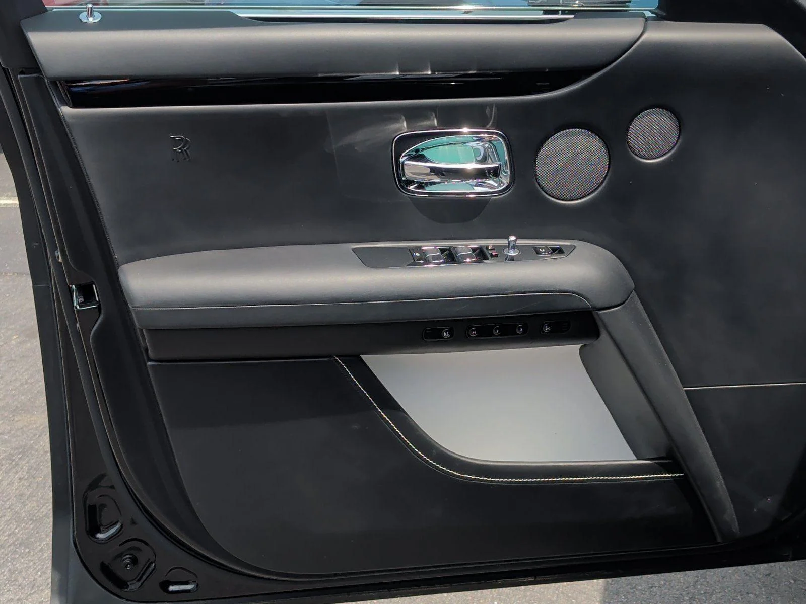 Used 2021 Black Diamond Rolls-Royce BASE image 13