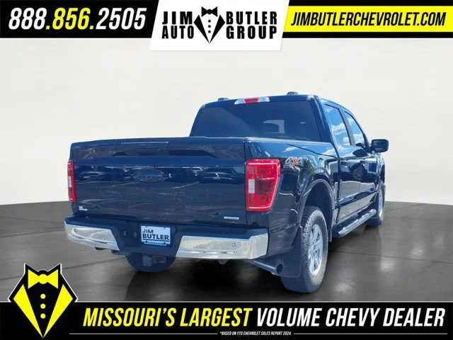Used 2021  Ford XL image 23