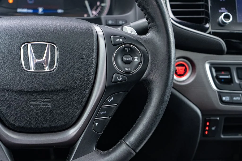 Used 2021  Honda RTL image 14