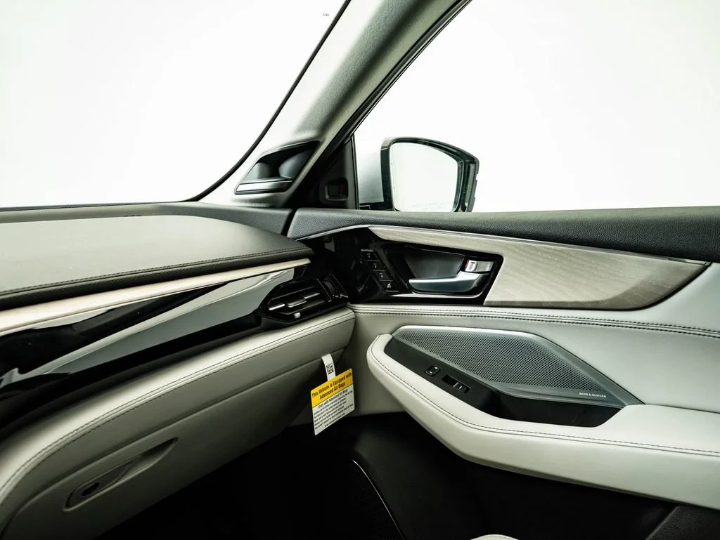 New 2026 Solar Silver Metallic Acura Advance Package image 41