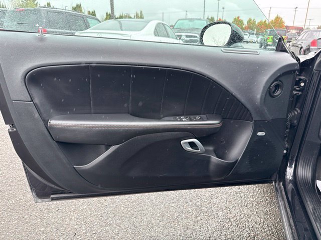 Used 2016 Pitch Black Clearcoat Dodge R/T Plus Shaker image 22