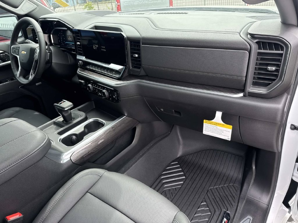 2026 Chevrolet Silverado 1500 LTZ - Photo 14
