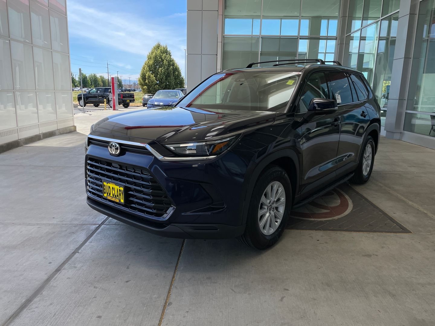 New 2026  Toyota XLE image 7
