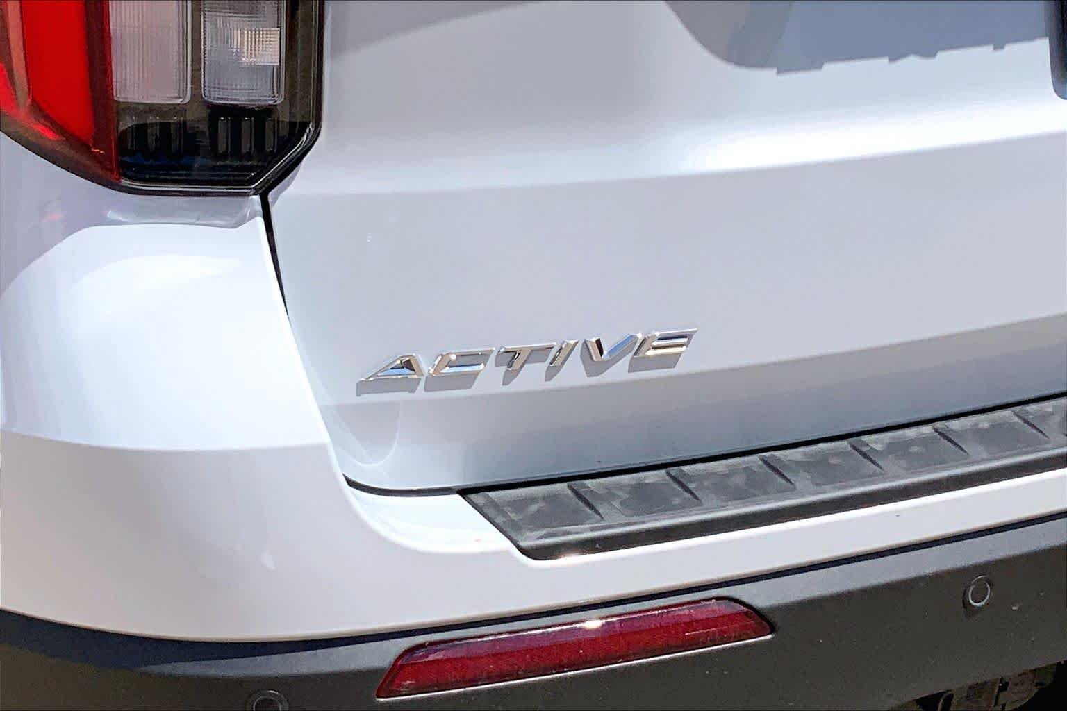 New 2026 Space White Metallic Ford Active w/200A Pkg image 15