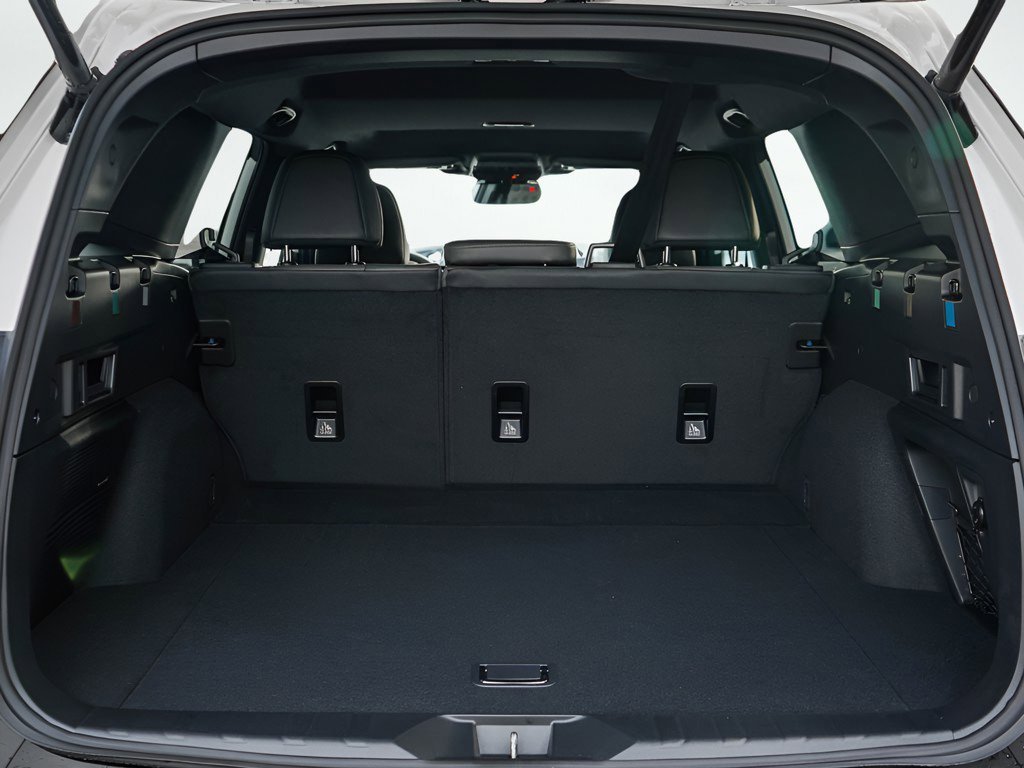 2026 Subaru Outback Limited - Photo 8