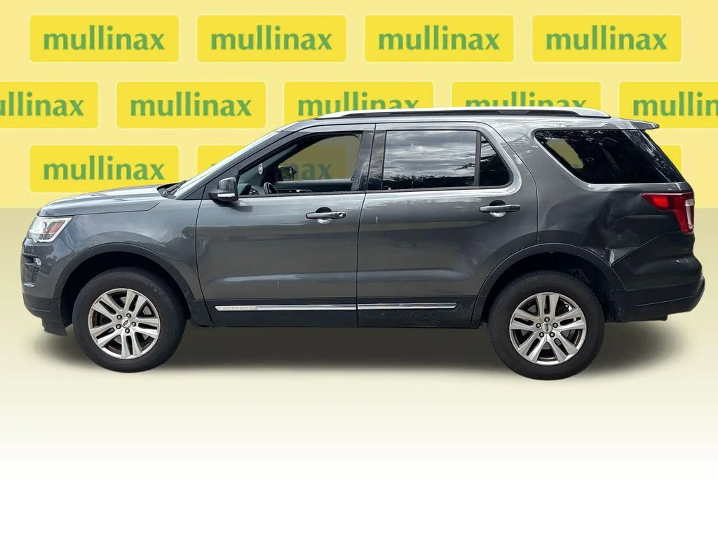 Certified Used 2018 Gray Ford XLT image 10