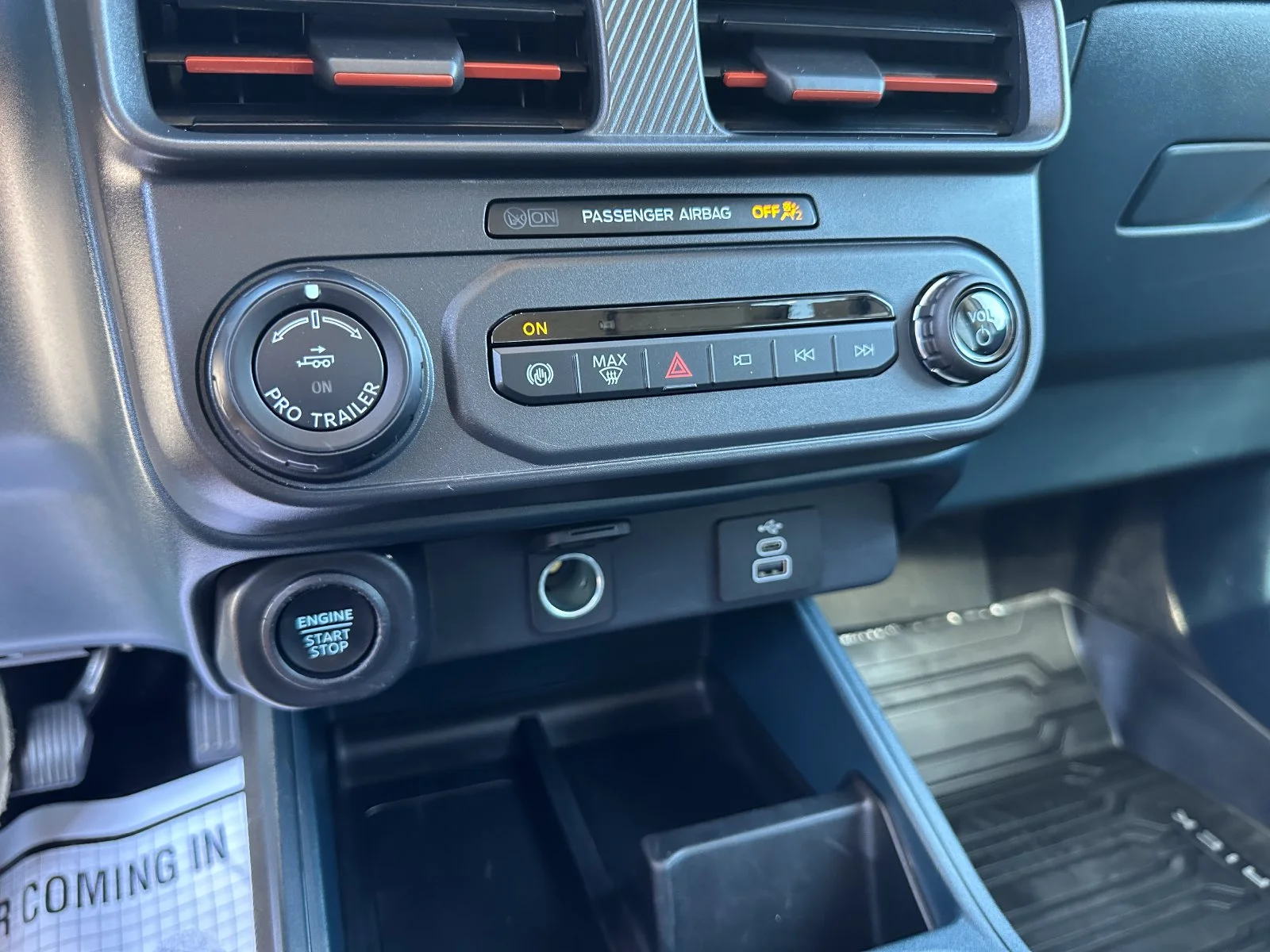 Used 2026 White Ford Lariat image 22