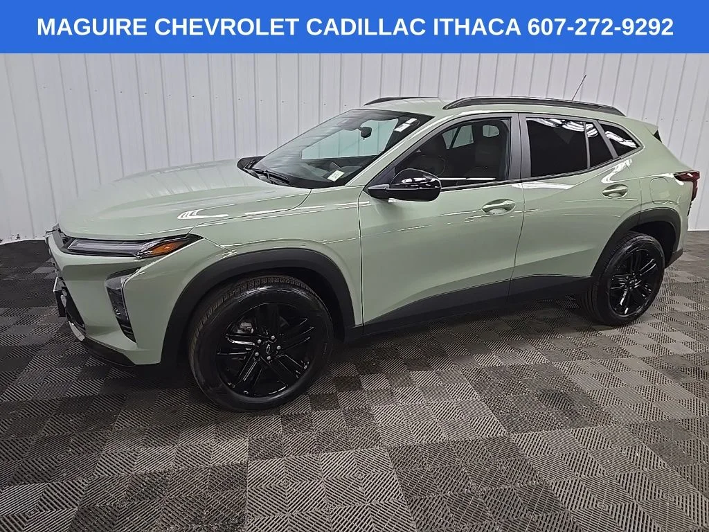 Used 2024 Green Chevrolet ACTIV image 6