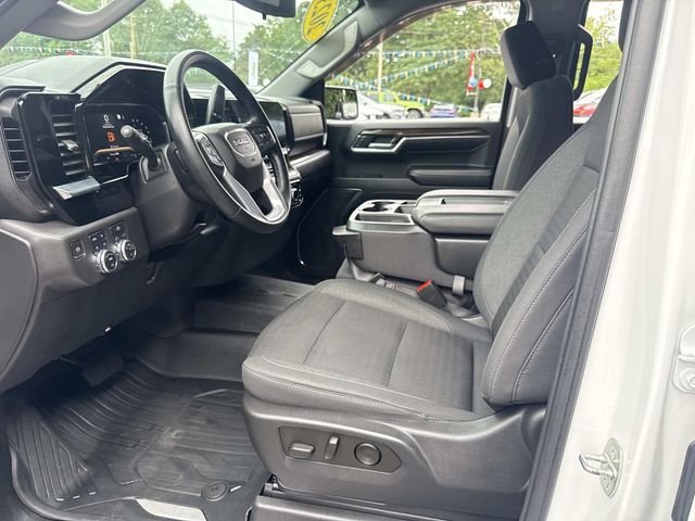 Used 2023 Summit White GMC Elevation image 20