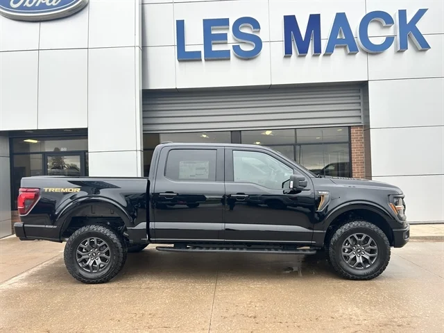 New 2026 Agate Black Metallic FORD Tremor® image 3