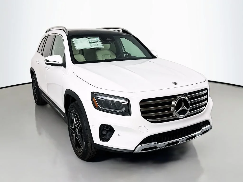New 2026 Polar White Mercedes-Benz GLB 250 image 7