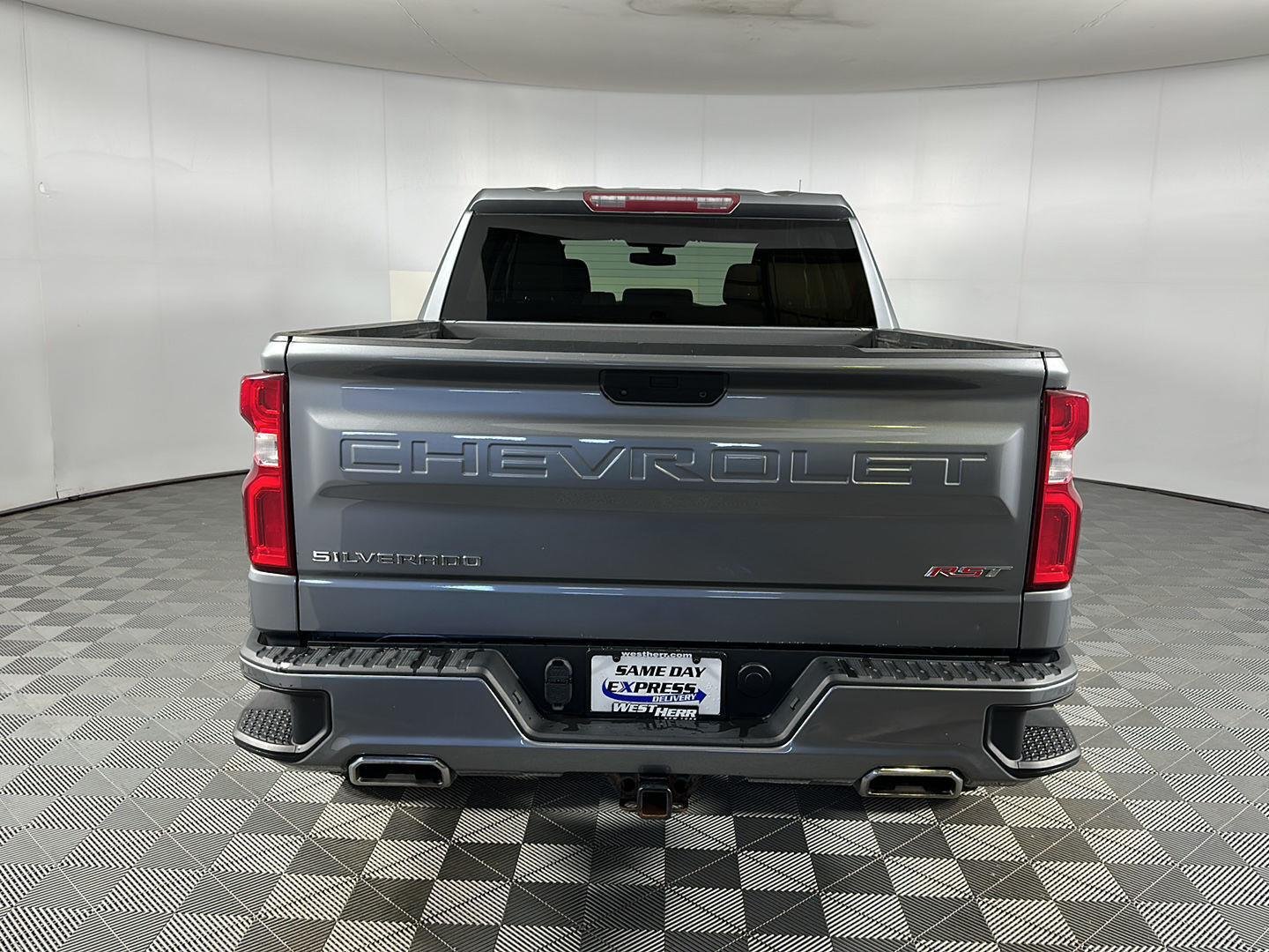 Used 2021 Steel Metallic Chevrolet RST image 5
