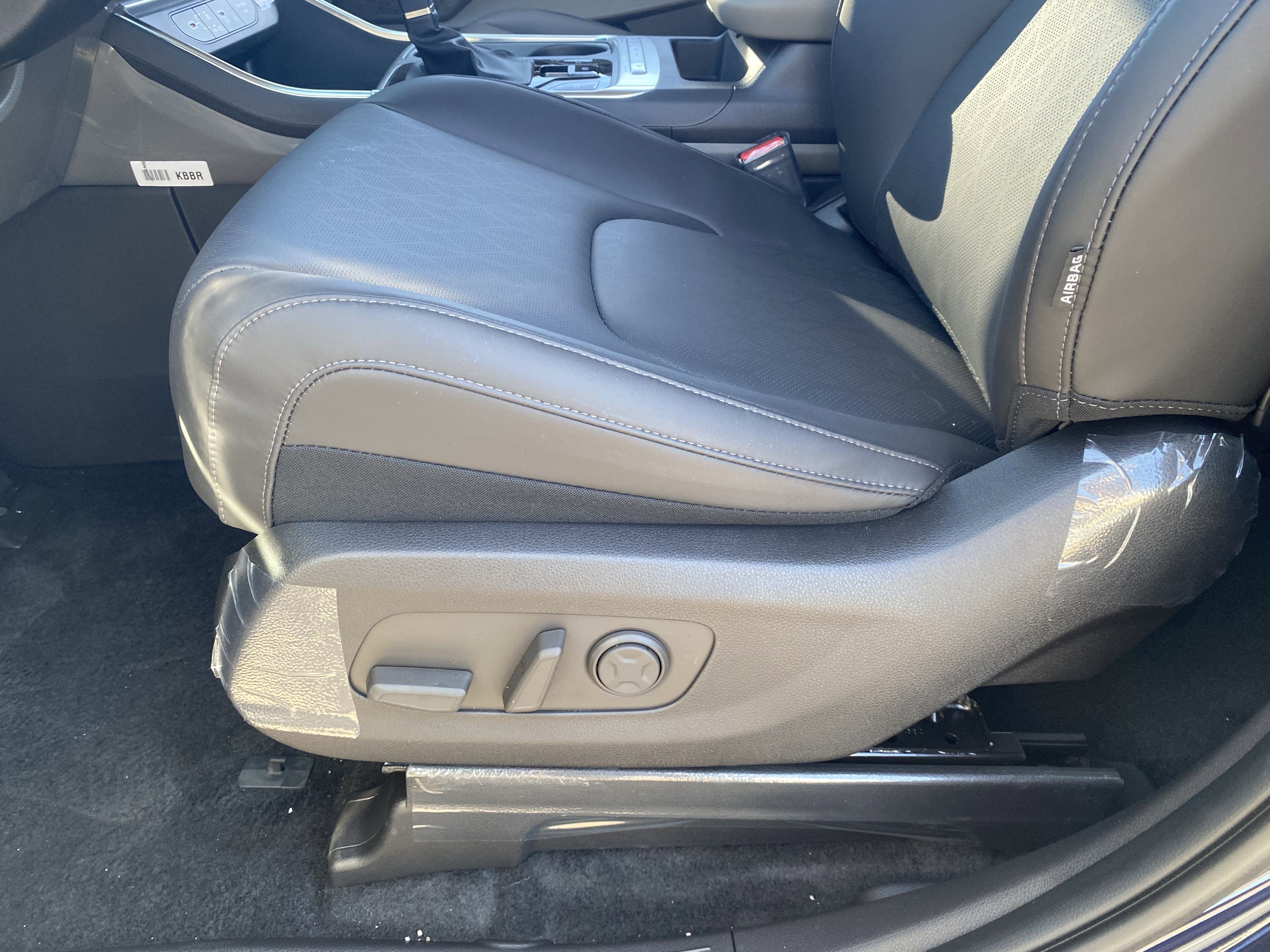 New 2026 Deep Chroma Blue Kia EX image 19