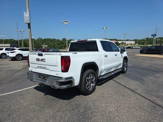 Used 2026 Summit White GMC SLT image 3