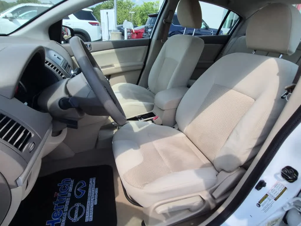 Used 2012 Aspen Ice Nissan 2.0 S image 10