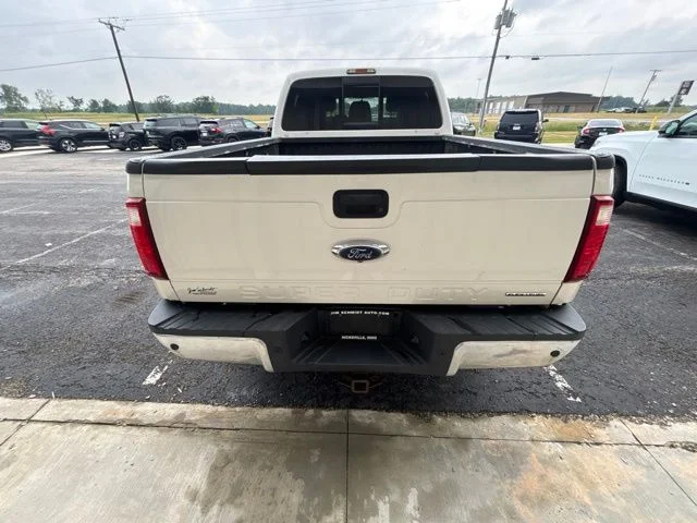 Used 2016 White Platinum Ford Platinum image 4