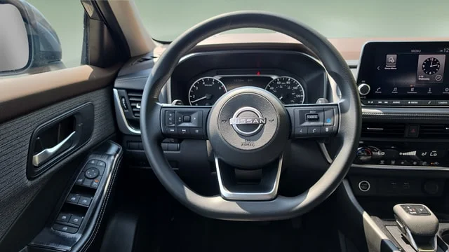 Used 2023 Gun Metallic Nissan SV image 8