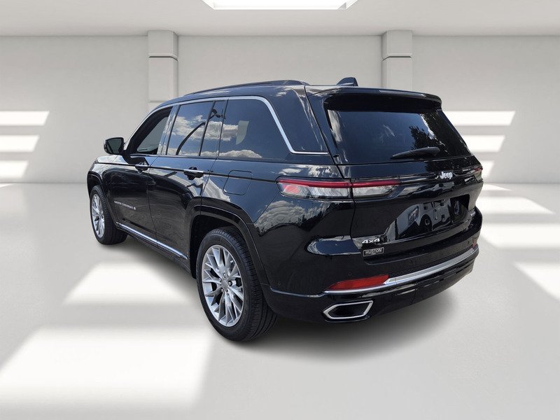 Used 2024 Diamond Black Crystal Pearlcoa JEEP SUMMIT 4X4 image 3